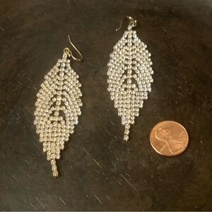 SHIMMERY Elegant Gold Leaf Earrings